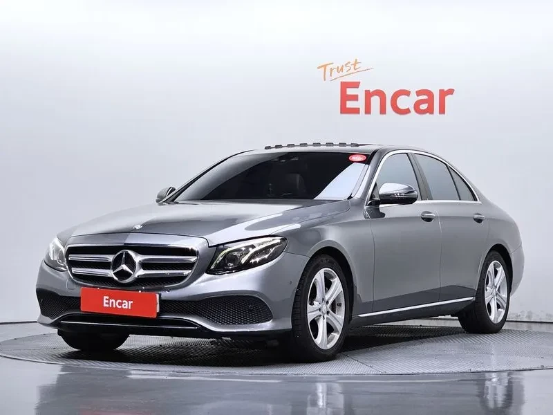 Mercedes-Benz E 200 Avantgarde
