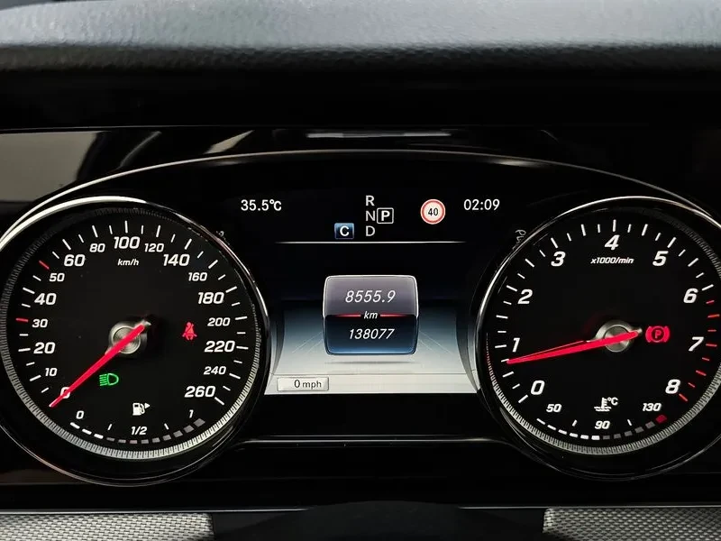 Mercedes-Benz E 200 Avantgarde, снимка 8 - Автомобили и джипове - 56018329