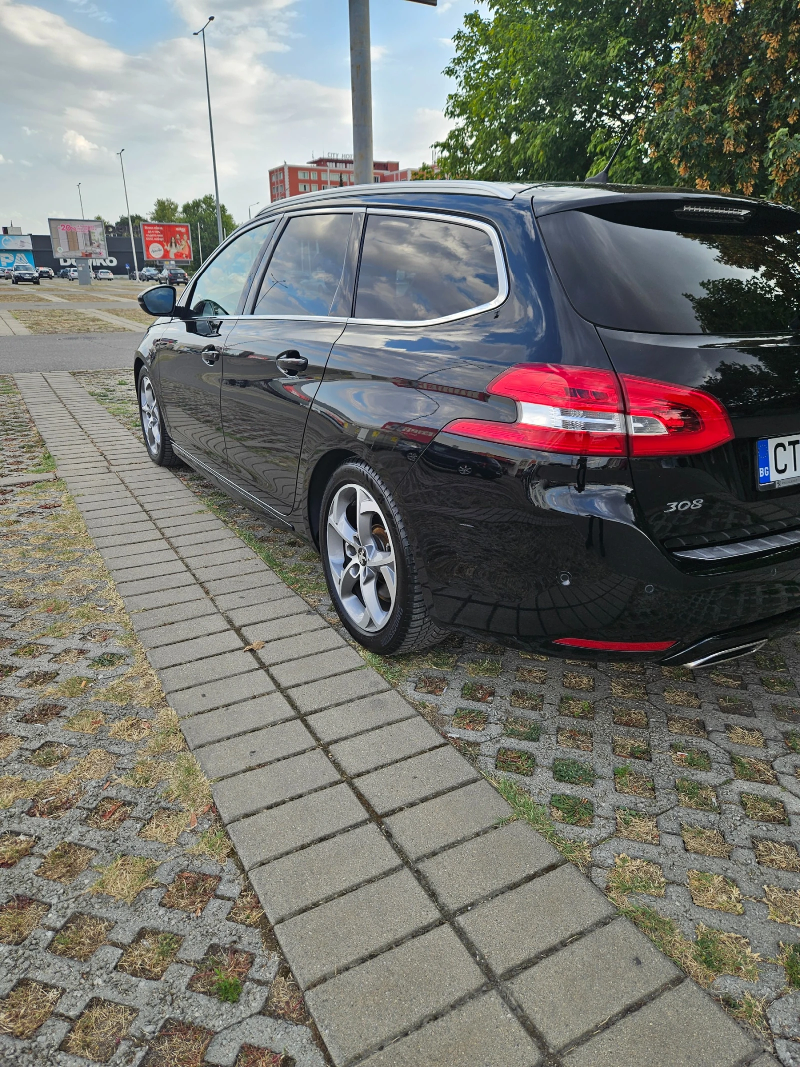 Peugeot 308 GT 180hp EAT8 - изображение 6