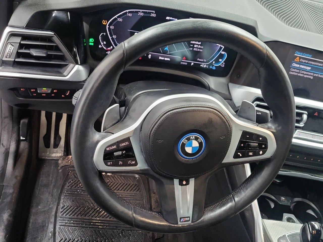 BMW 330 AWD * CARFAX * АвтоКредит * Цена до България*  - изображение 10