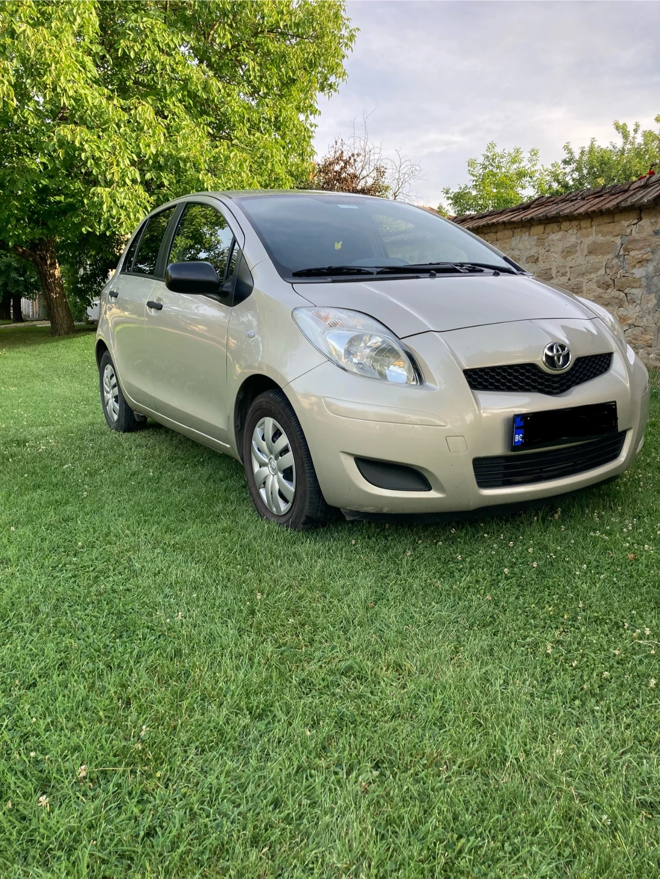 Toyota Yaris  - изображение 3