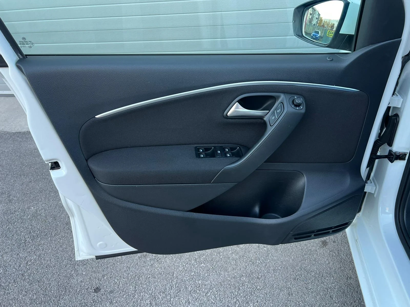 VW Polo 1.0I HIGHLINE NAVI KLIMATIK EVRO 6B !!! | Mobile.bg   12