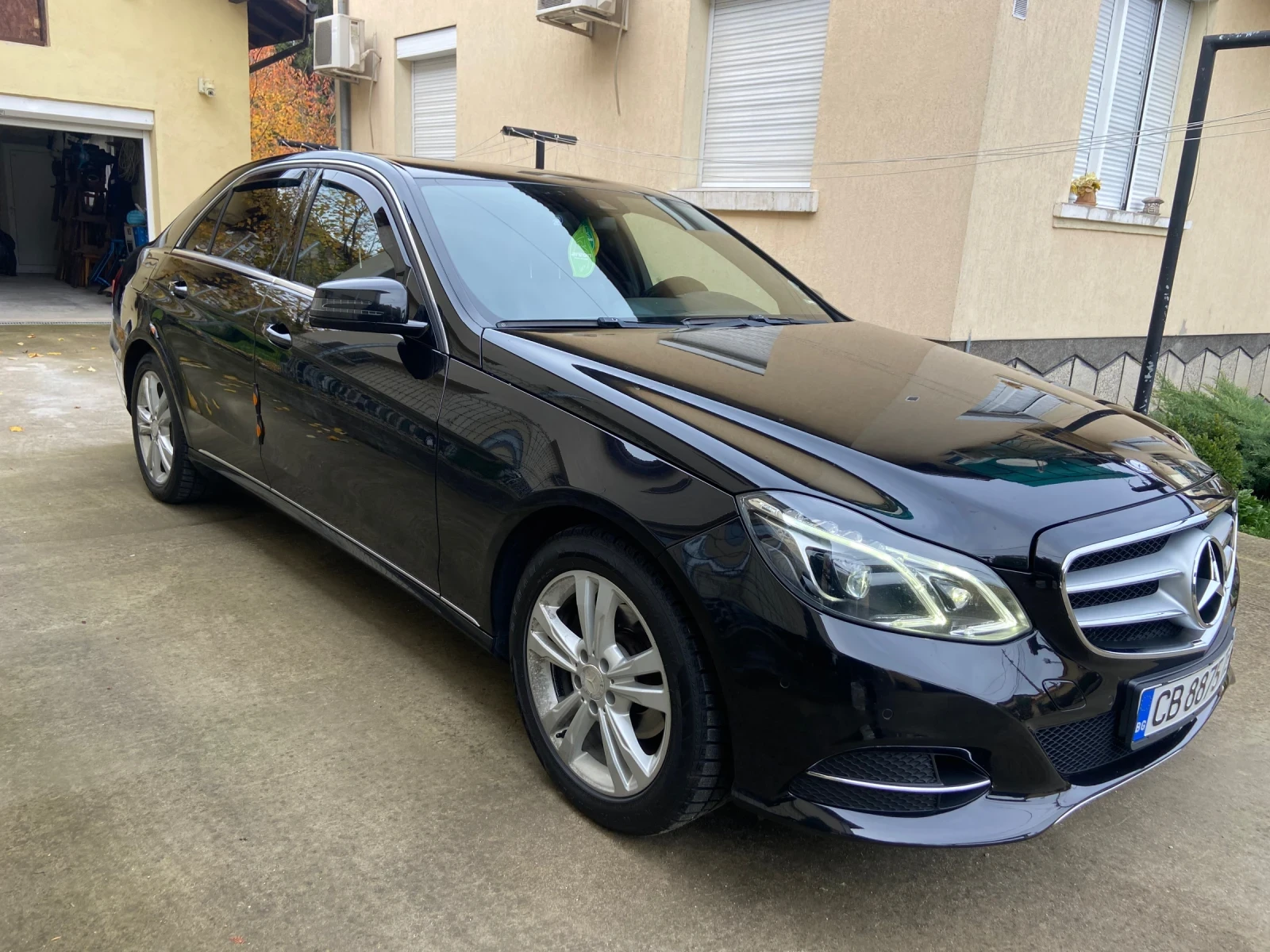 Mercedes-Benz E 220 E220 7G tronic 170к.с. - изображение 2