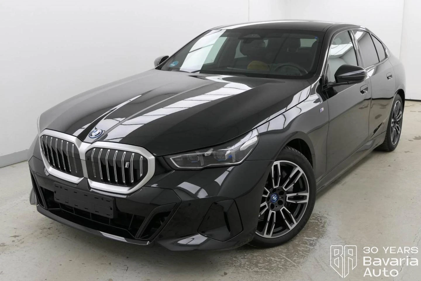 BMW i5 40 xDrive M Sport  Paket | Mobile.bg   1