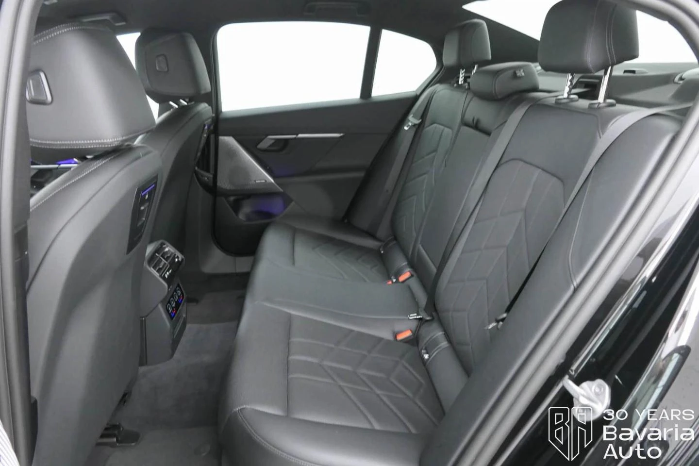 BMW i5 40 xDrive M Sport  Paket | Mobile.bg   8