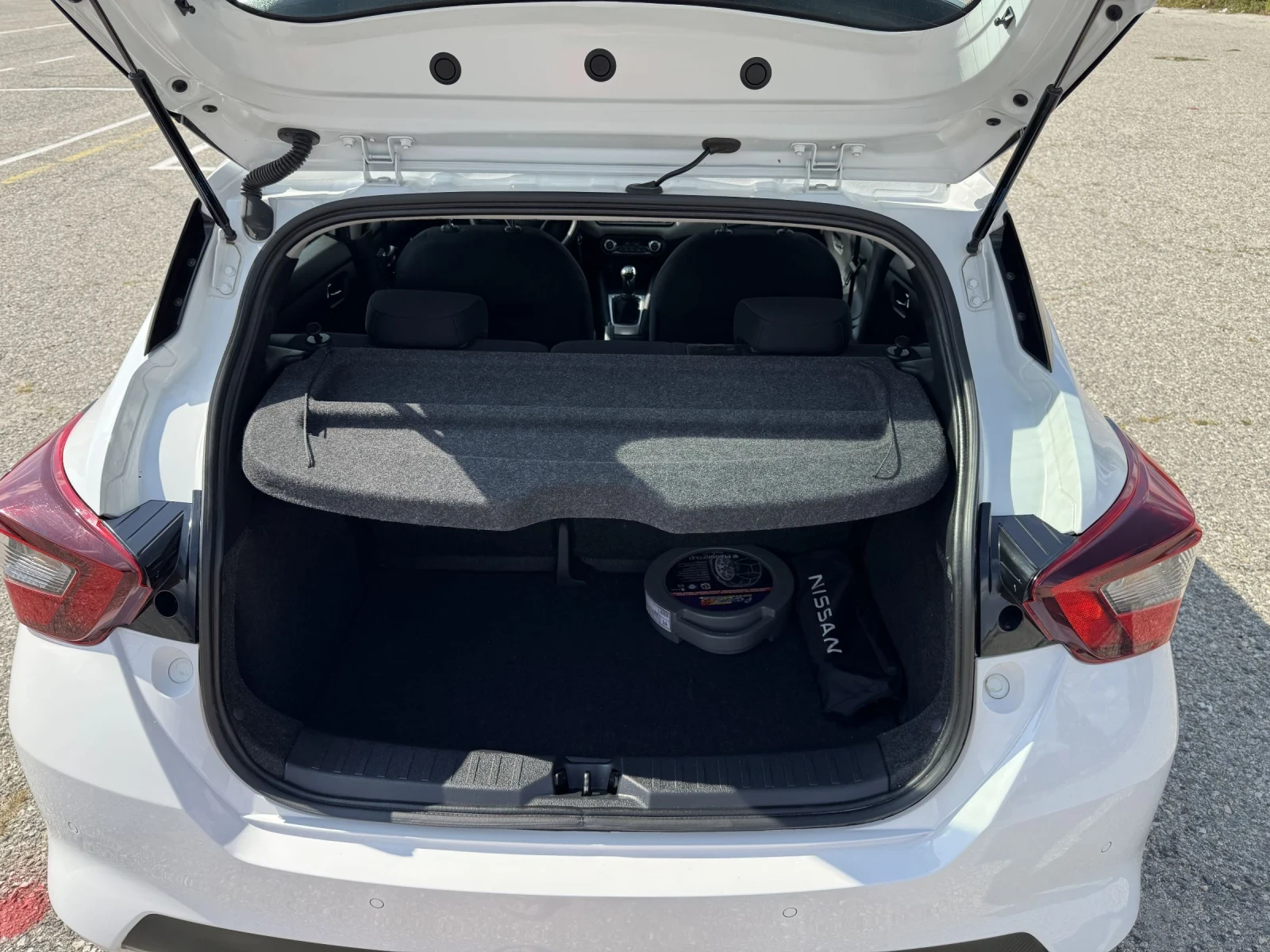 Nissan Micra 1.0 Edishan TOP Nova, снимка 15 - Автомобили и джипове - 54178373