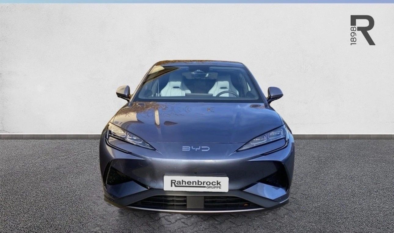 BYD Sealion 7 82.5 kWh 313 кс 6000 км, снимка 2 - Автомобили и джипове - 54179211