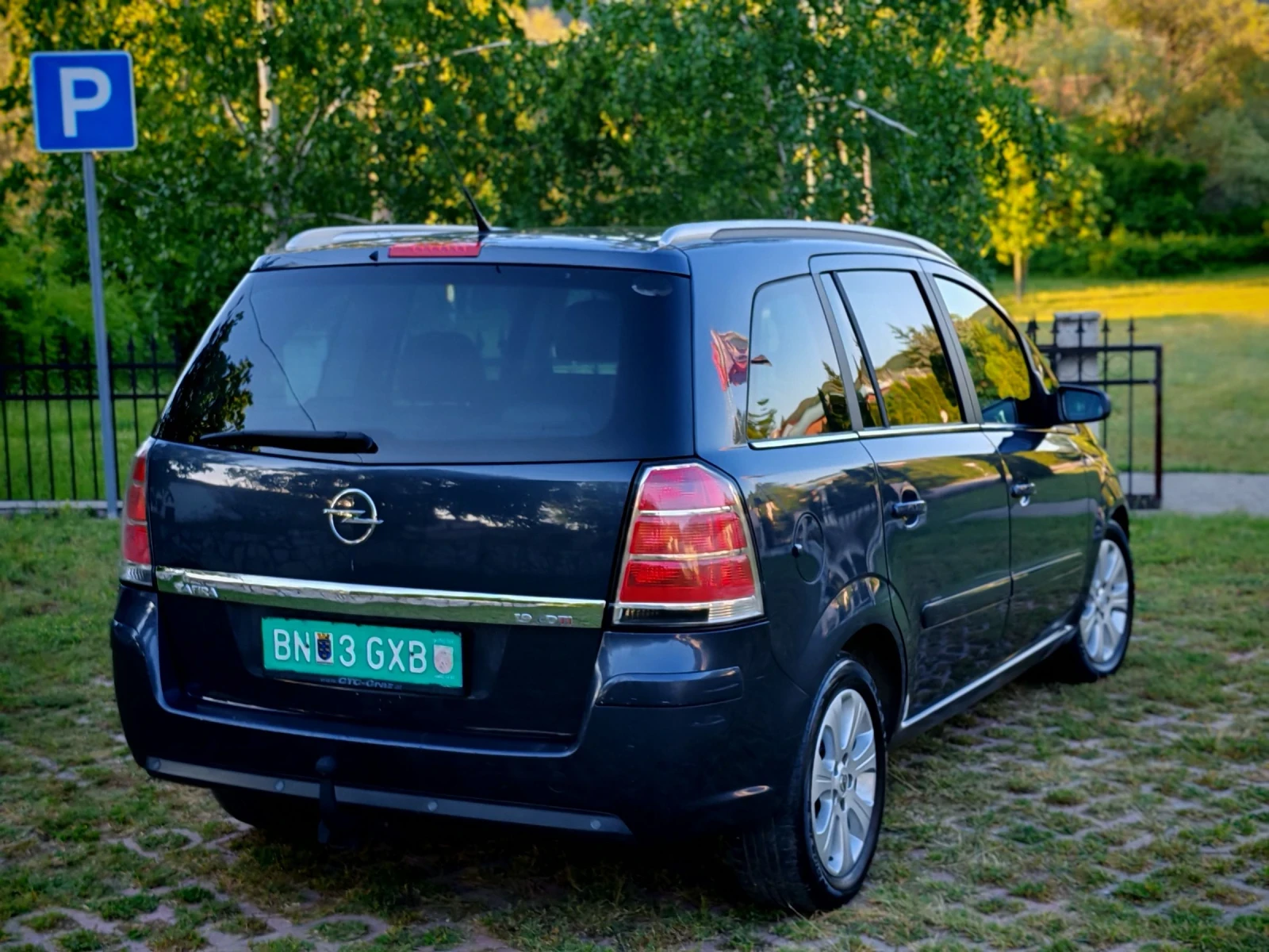 Opel Zafira 1.9CDTI(150)* АВТОМАТИК* COSMO-EDITION* НОВ ВНОС* , снимка 6 - Автомобили и джипове - 54692241