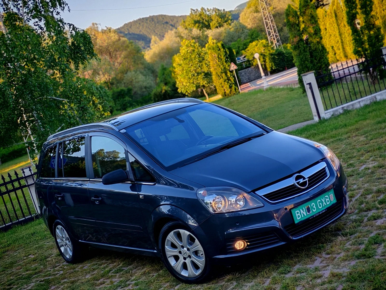 Opel Zafira 1.9CDTI(150)* АВТОМАТИК* COSMO-EDITION* НОВ ВНОС* 