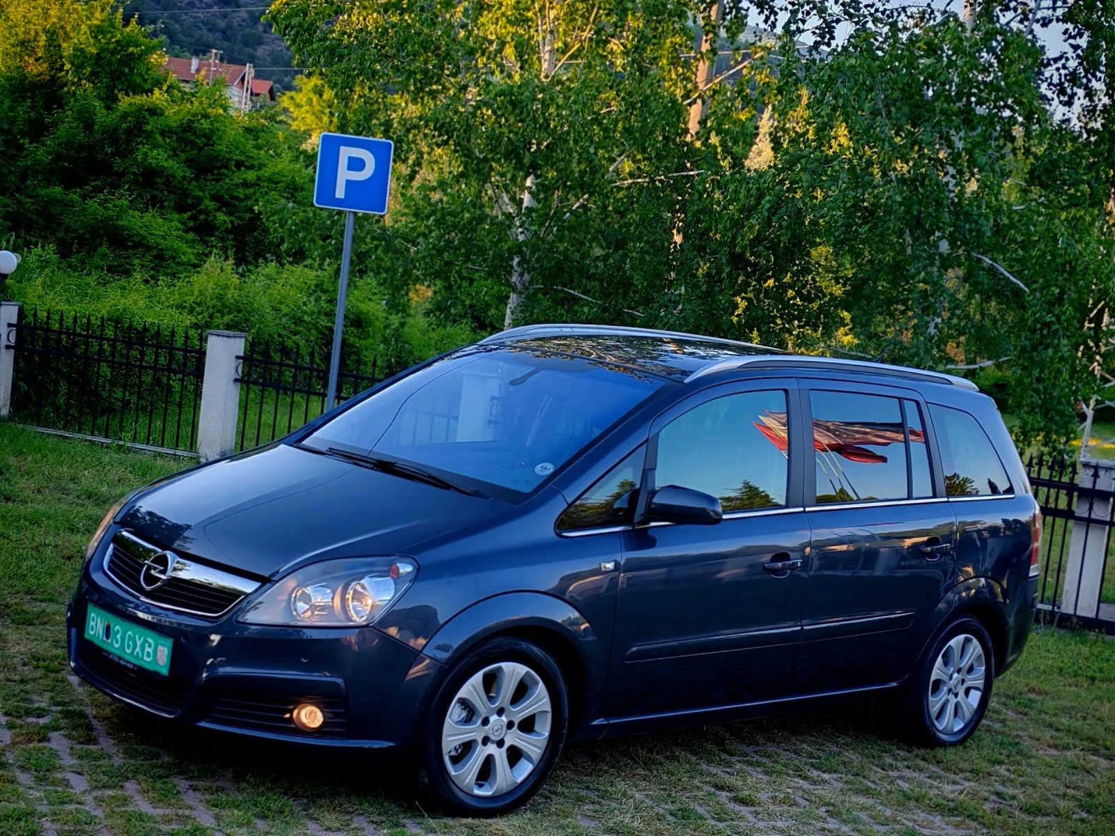 Opel Zafira 1.9CDTI(150)* АВТОМАТИК* COSMO-EDITION* НОВ ВНОС* , снимка 3 - Автомобили и джипове - 54692241