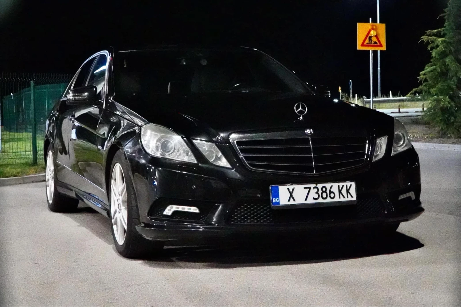 Mercedes-Benz E 250 AMG LINE, снимка 13 - Автомобили и джипове - 55009681