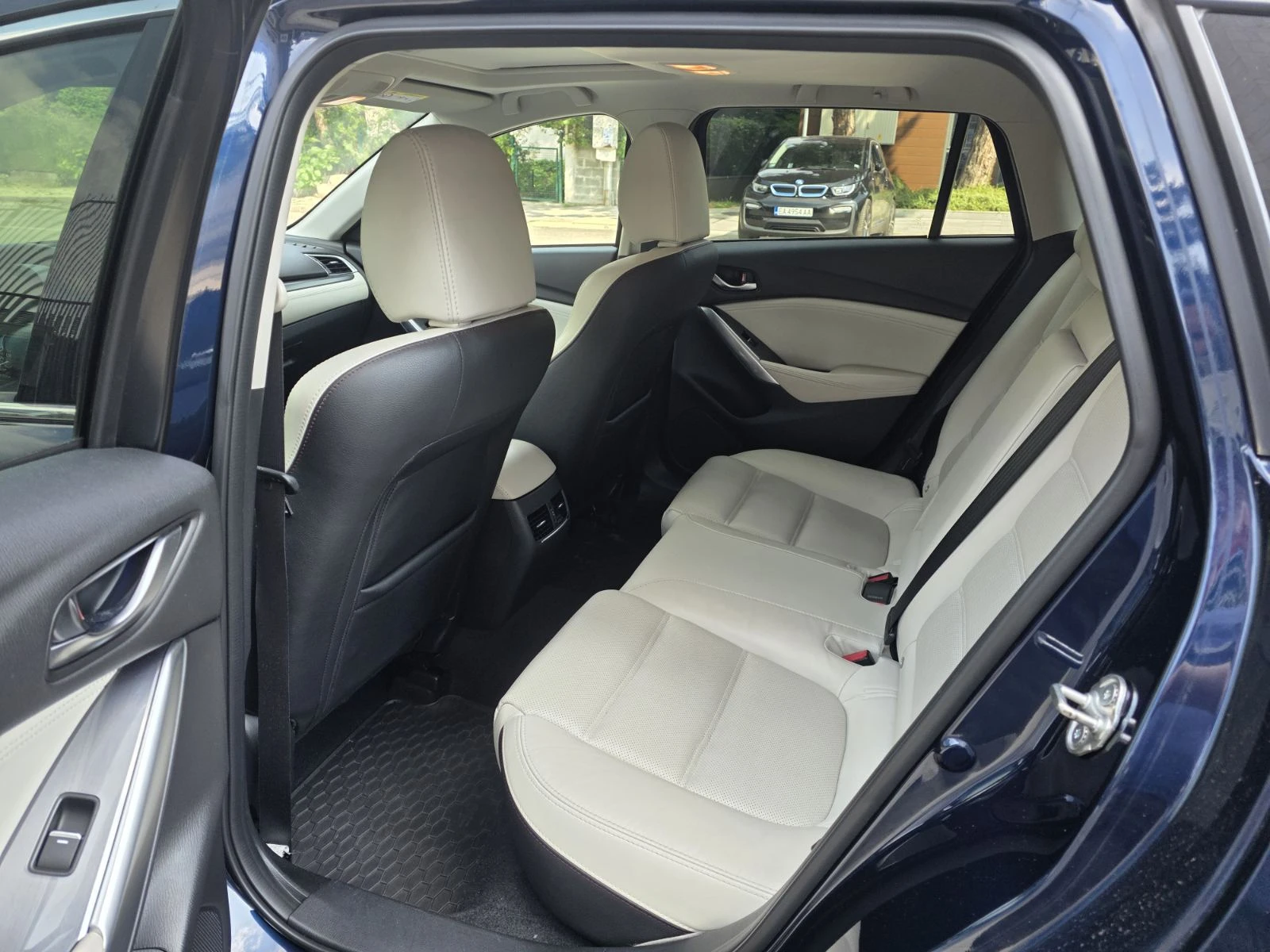 Mazda 6, снимка 13 - Автомобили и джипове - 55159196