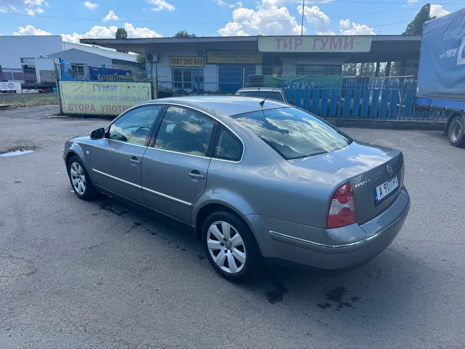 VW Passat 1.9 TDI автоматик, снимка 5 - Автомобили и джипове - 55280316