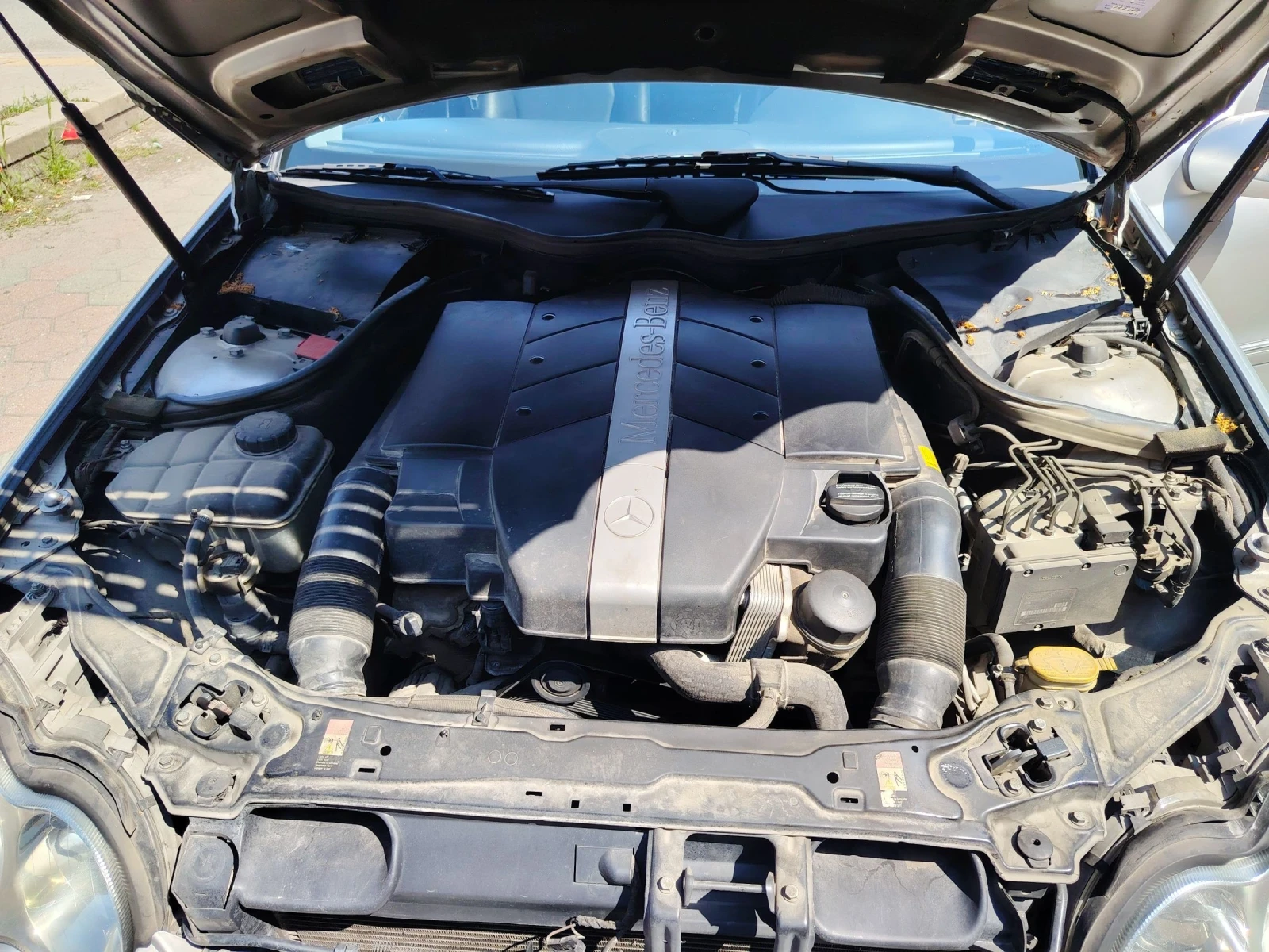 Mercedes-Benz C 320 4 Matic, снимка 12 - Автомобили и джипове - 55353628