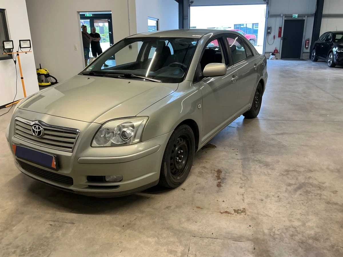 Toyota Avensis 2.0i SOL LIFTBACK