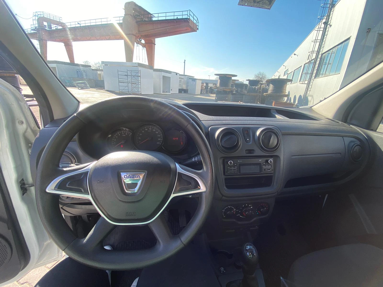 Dacia Dokker, снимка 7 - Автомобили и джипове - 55463048