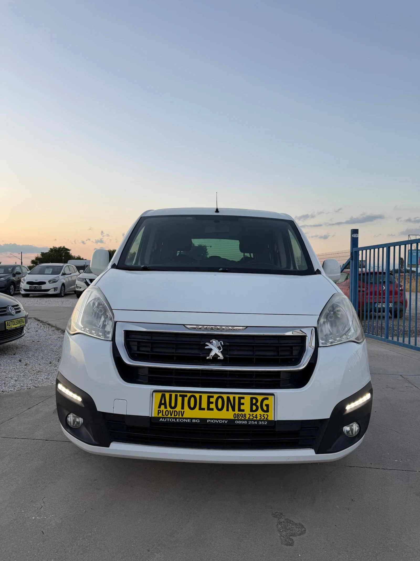 Peugeot Partner  Tepee 1.6 BHDi, снимка 2 - Автомобили и джипове - 55853257