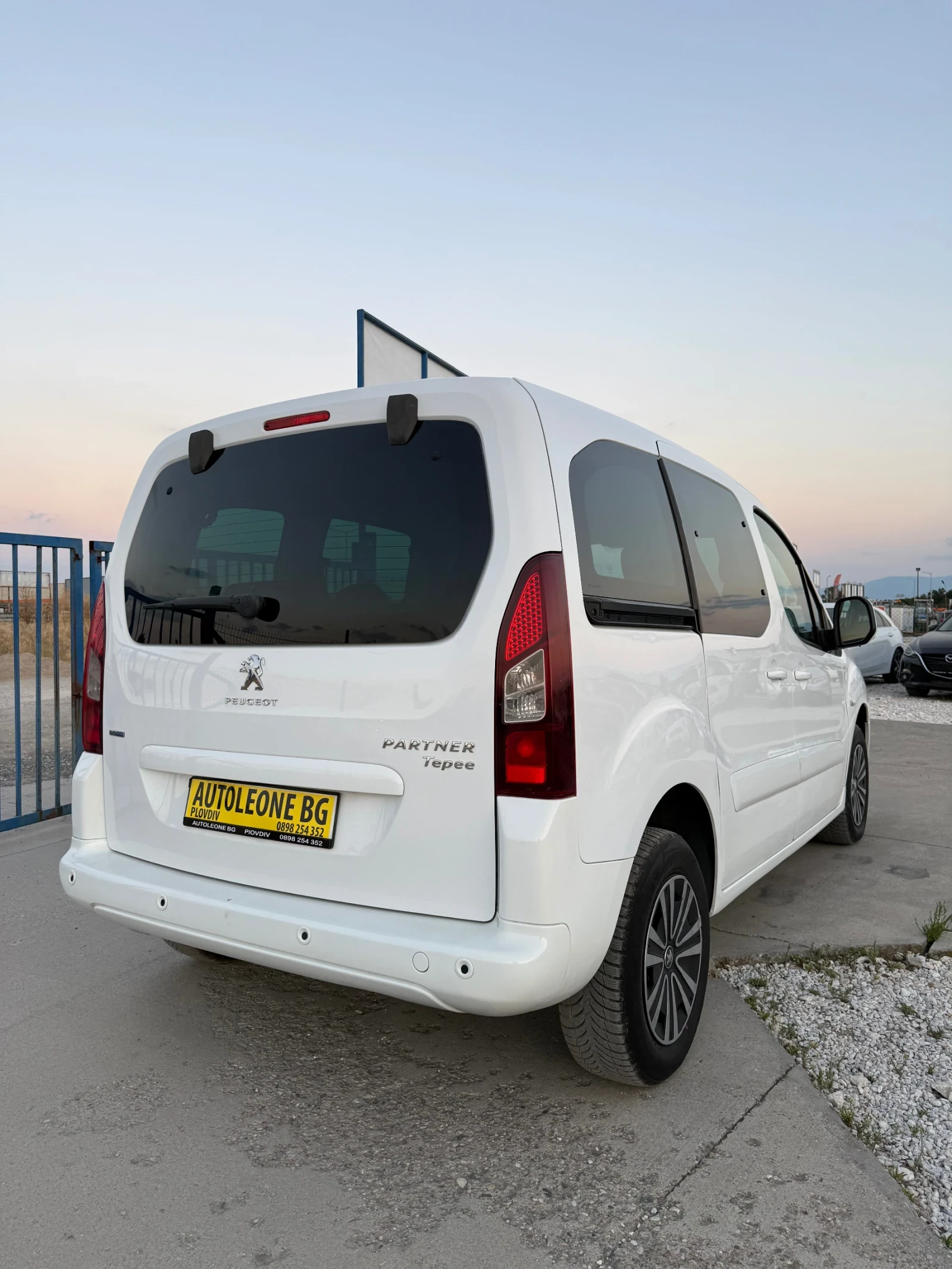 Peugeot Partner  Tepee 1.6 BHDi, снимка 6 - Автомобили и джипове - 55853257