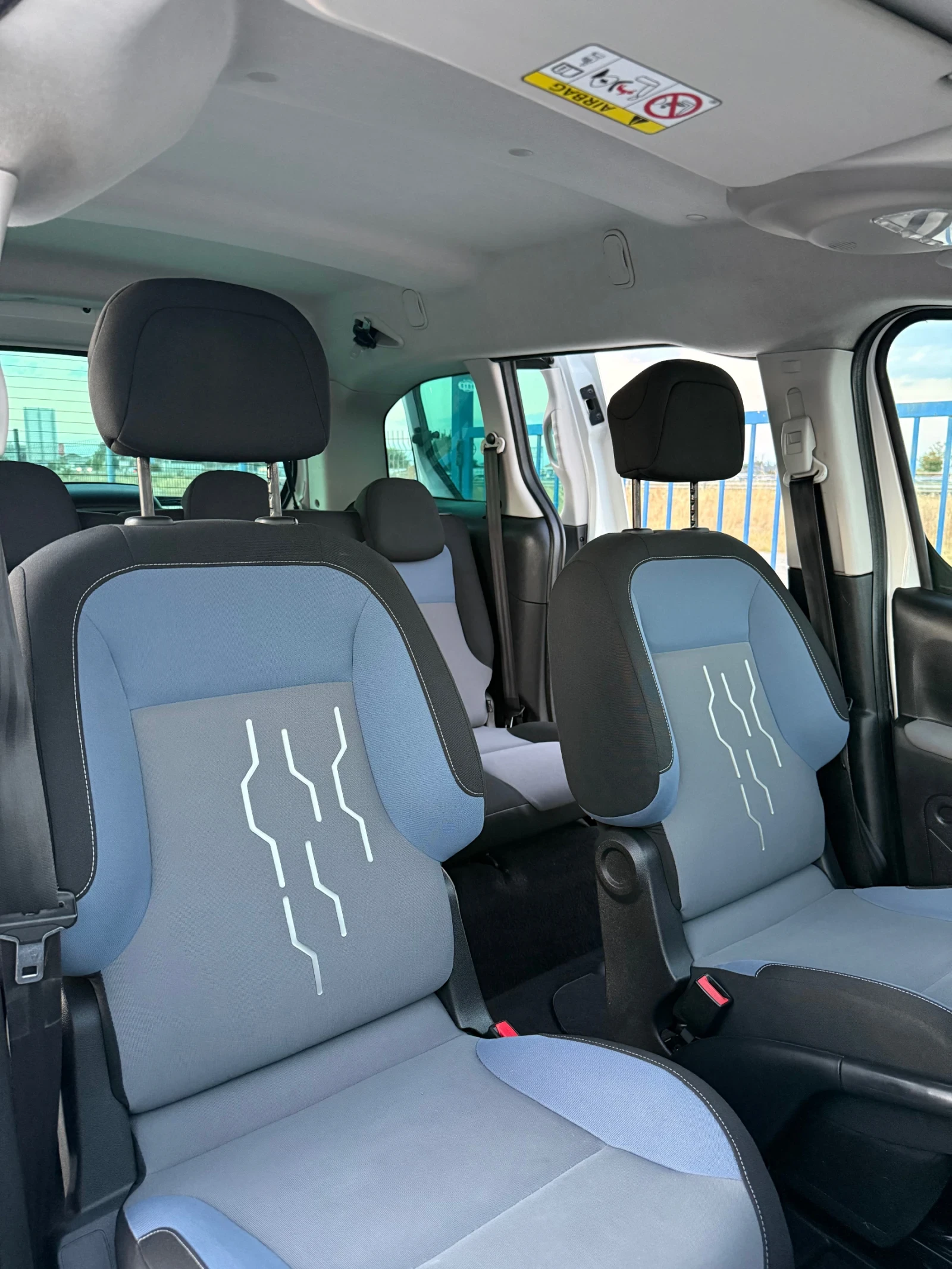 Peugeot Partner  Tepee 1.6 BHDi, снимка 14 - Автомобили и джипове - 55853257