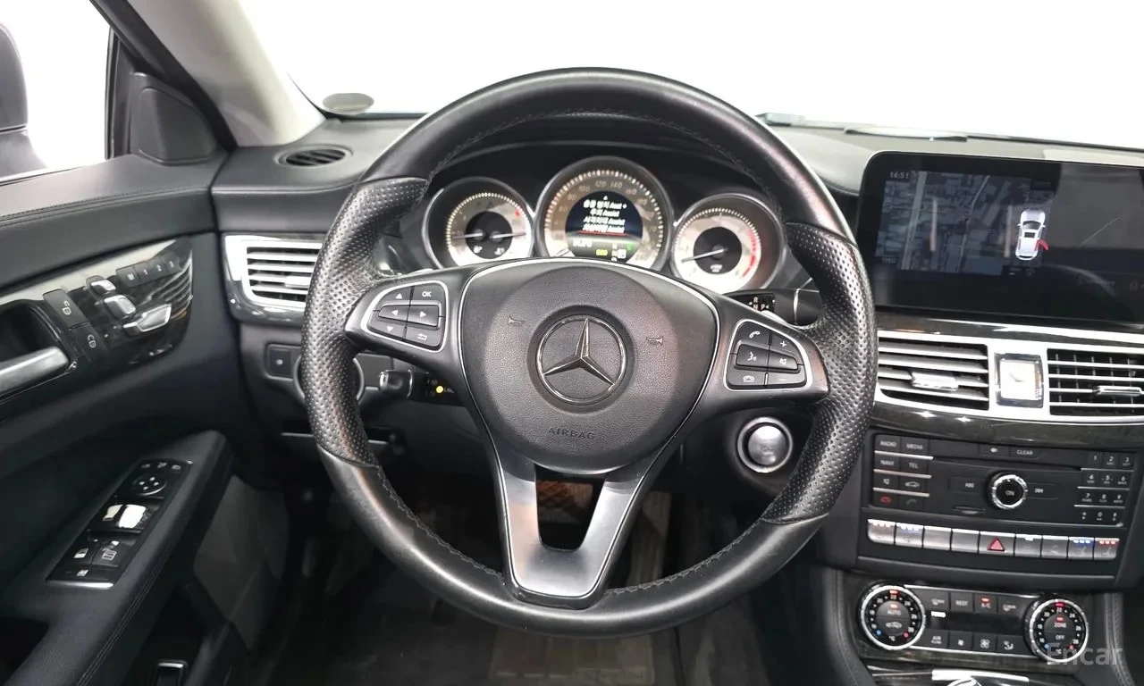Mercedes-Benz CLS 350 d 4MATIC/ПОДГРЕВ/ОБДУХ/ПАНОРАМА/ПАМЕТ/, снимка 13 - Автомобили и джипове - 56102987