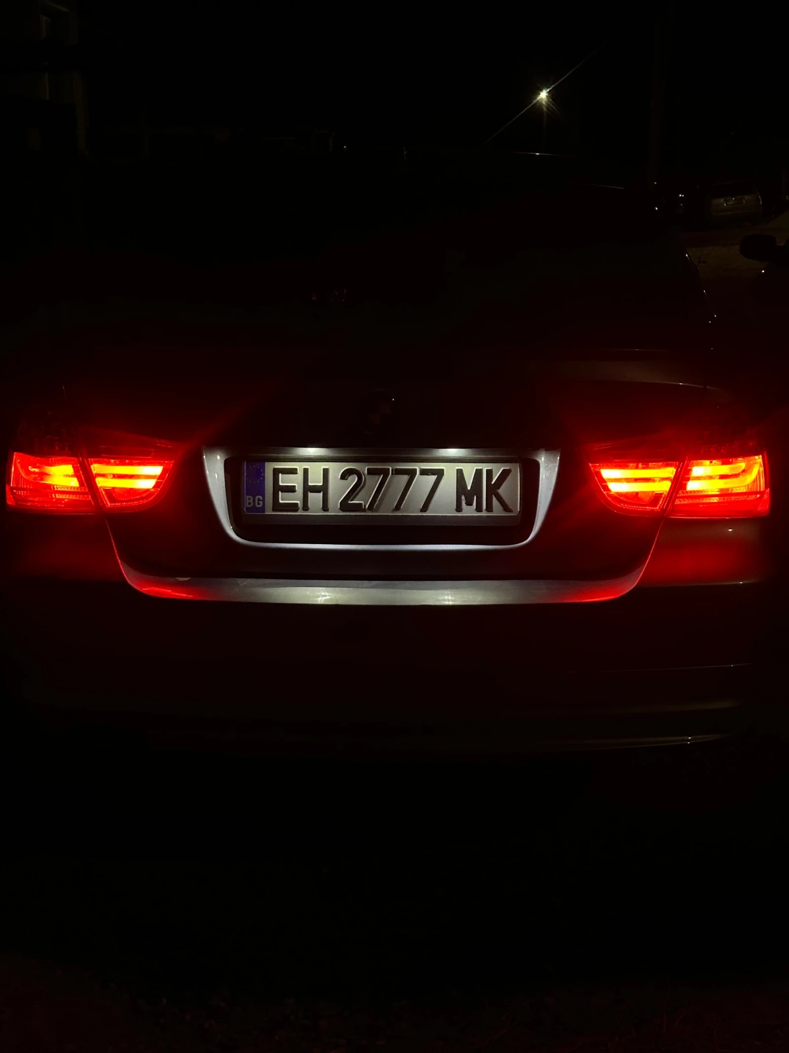 BMW 320, снимка 4 - Автомобили и джипове - 56547864