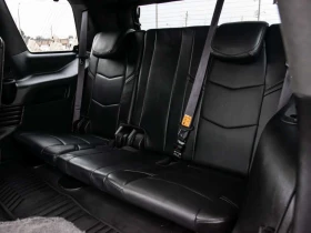 Cadillac Escalade Platinum/ОБДУХ/ПАНО/ДВД//CARFAX/ФИНАНСИРАНЕ, снимка 11