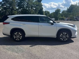 Toyota Highlander * XLE * CARFAX * ОПЦИЯ ЗА ФИНАНСИРАНЕ, снимка 3