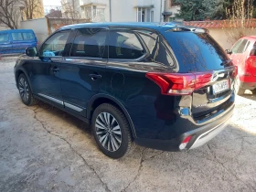 Mitsubishi Outlander 2.4SE 4x4 седем места РЕГИСТРИРАН, снимка 3