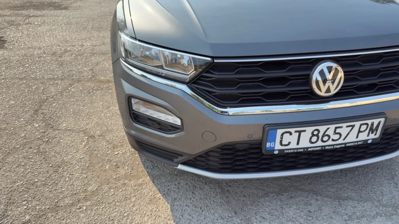 VW T-Roc, снимка 15 - Автомобили и джипове - 52407730