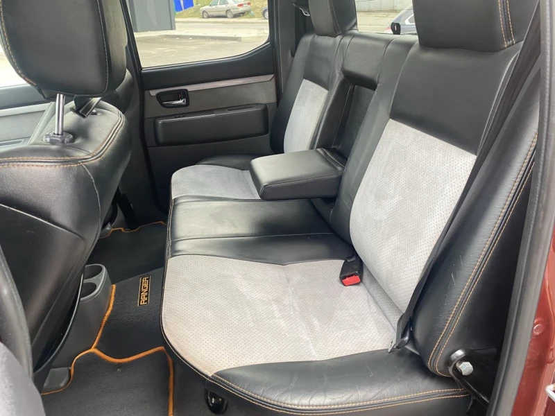 Ford Ranger 3.0, снимка 9 - Автомобили и джипове - 51714317