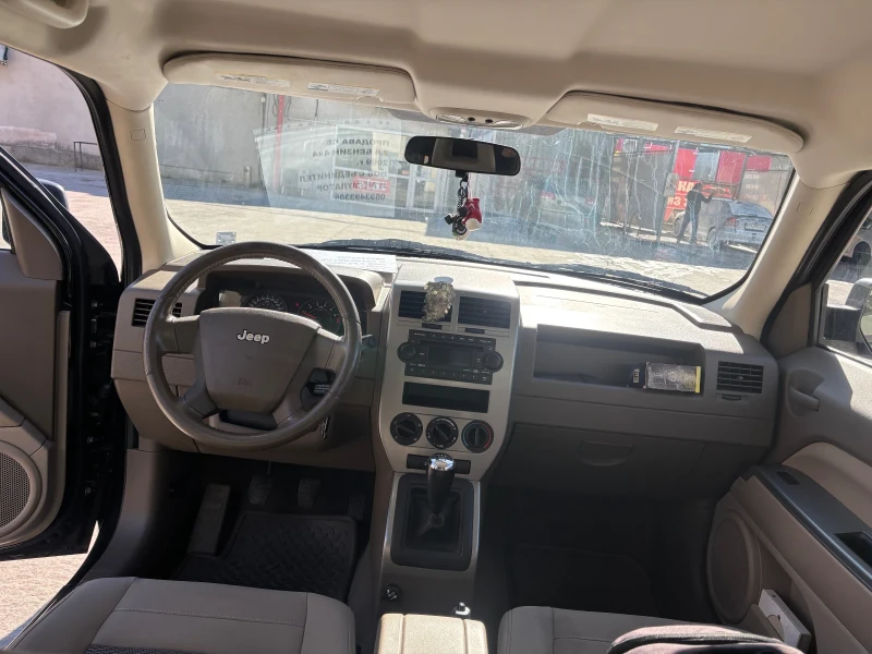 Jeep Patriot, снимка 11 - Автомобили и джипове - 52197755