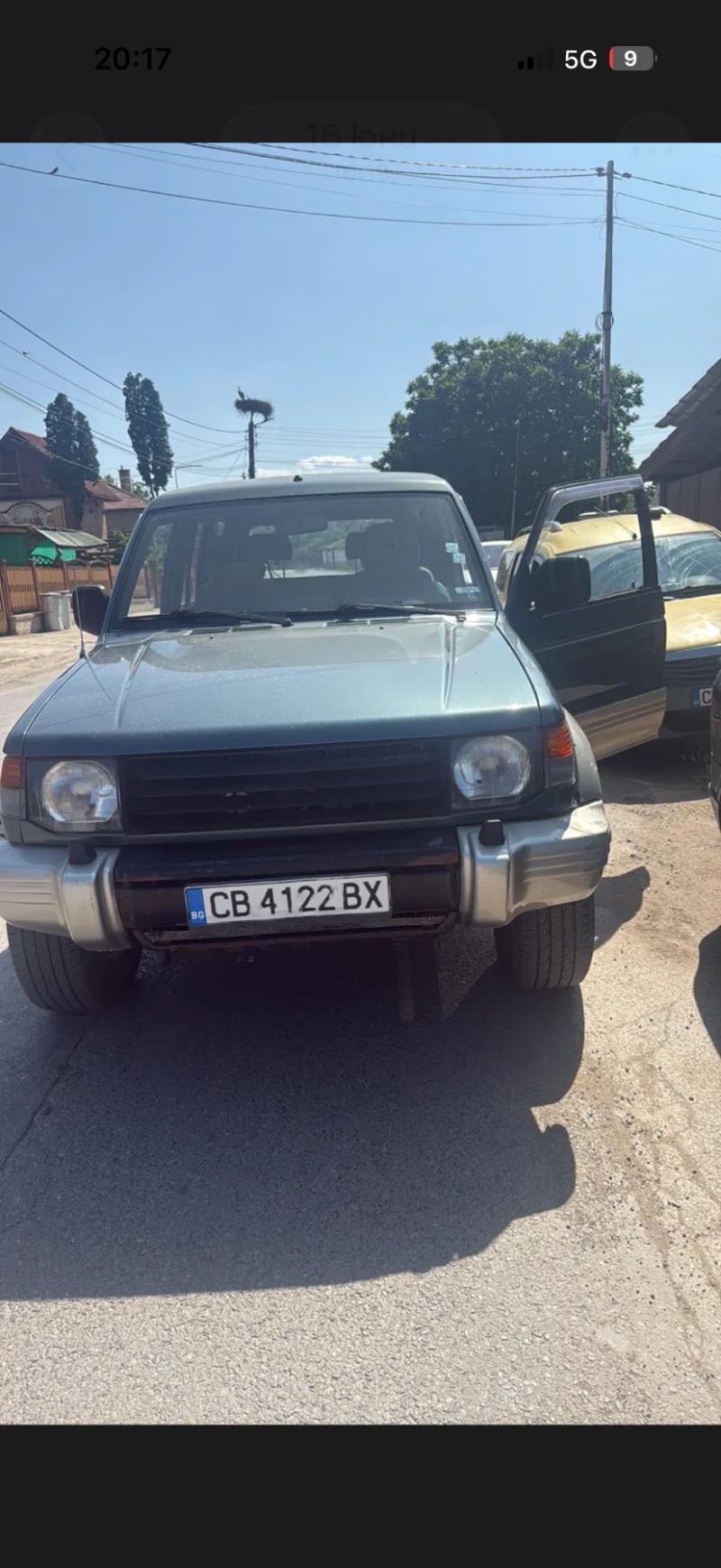 Mitsubishi Pajero Джипа е вече СО. Обслужен, качваш се и караш. 