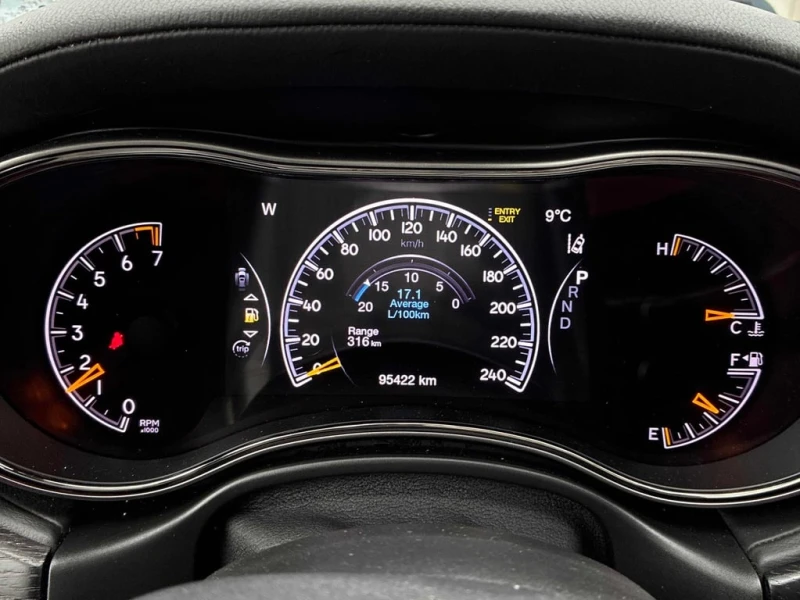 Jeep Grand cherokee * High Altitude * CARFAX * БЕЗ ПЪРВОНАЧАЛНА ВНОСКА, снимка 8 - Автомобили и джипове - 52950707