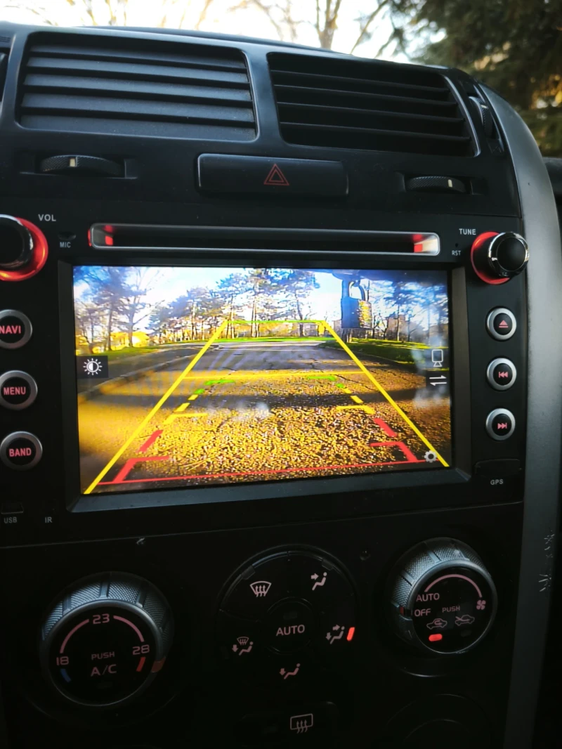 Suzuki Grand vitara 1.9DDiS, снимка 4 - Автомобили и джипове - 53125765