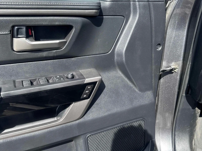 Toyota Tundra Limited С РЕГИСТРАЦИЯ & АВТО КРЕДИТ, снимка 12 - Автомобили и джипове - 53263222