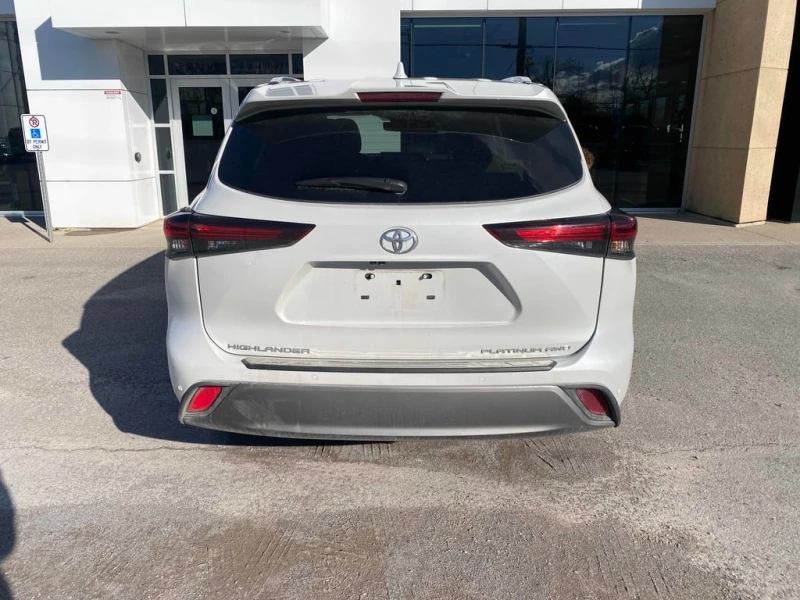 Toyota Highlander * AWD * CARFAX * PLATINUM * 360* ОБДУХВАНЕ, снимка 4 - Автомобили и джипове - 53466507