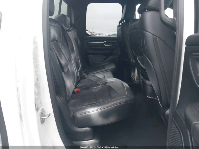 Dodge RAM 1500 REBEL 4X4 6'4 BOX - изображение 8