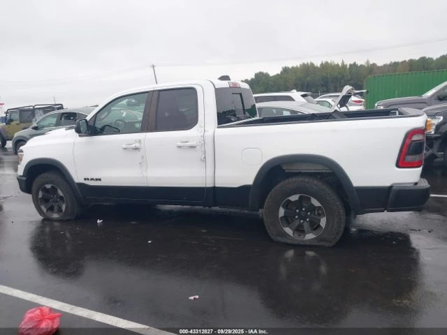 Dodge RAM 1500 REBEL 4X4 6'4 BOX, снимка 15 - Автомобили и джипове - 53371641