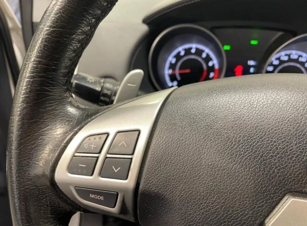 Mitsubishi Outlander  - изображение 6