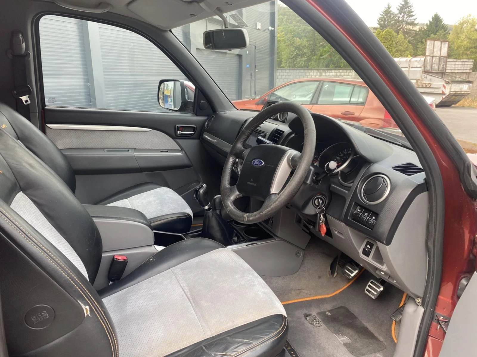 Ford Ranger 3.0 - изображение 6