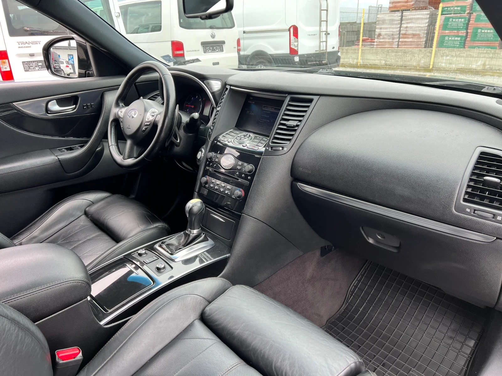 Infiniti Fx 30 Дистроник/360/обдухване/4x4, снимка 10 - Автомобили и джипове - 53724154