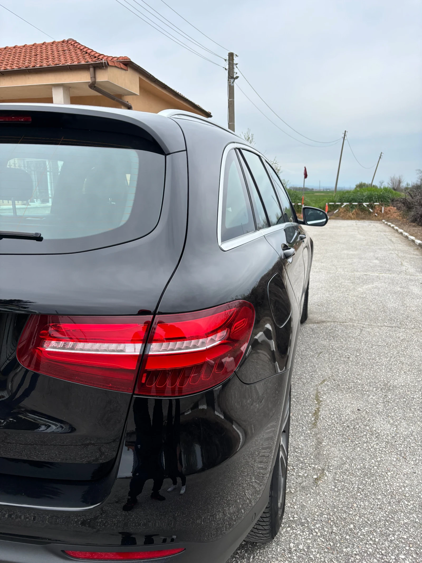 Mercedes-Benz GLC 250, снимка 6 - Автомобили и джипове - 54165705