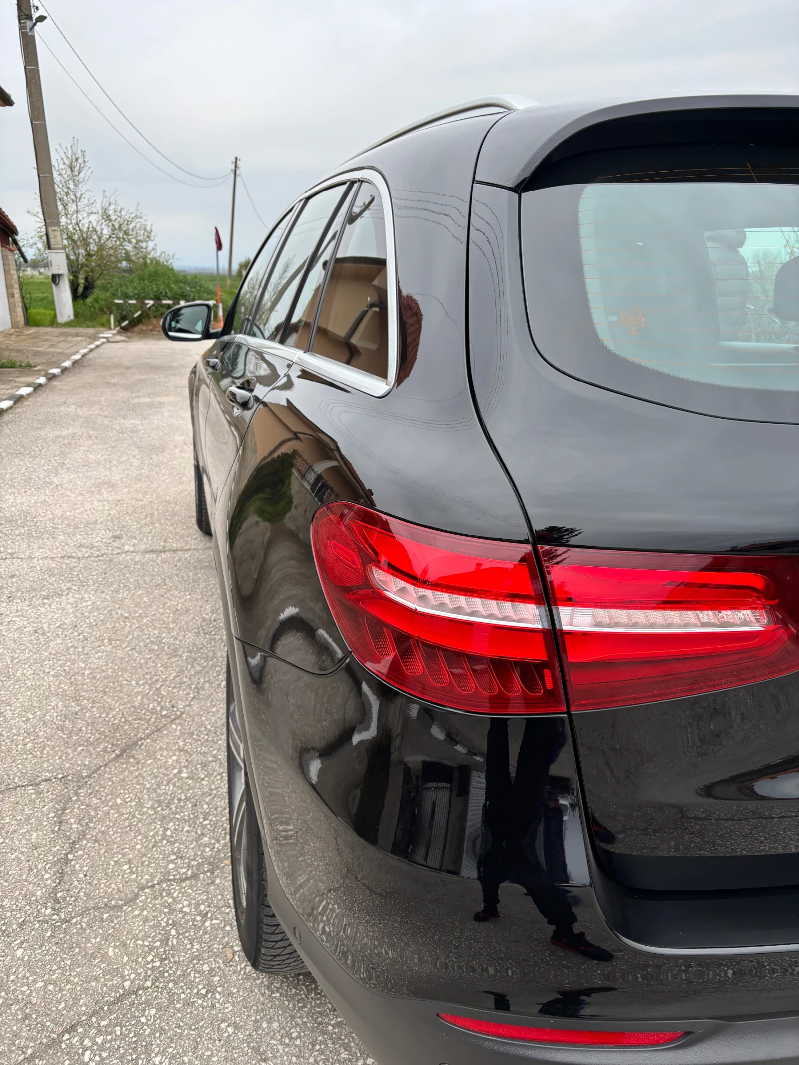 Mercedes-Benz GLC 250, снимка 7 - Автомобили и джипове - 54165705