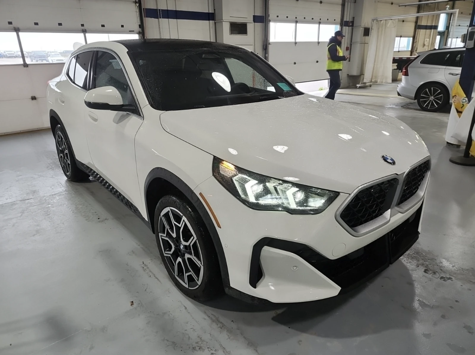 BMW X2 2025 BMW X2 XDRIVE28I, снимка 2 - Автомобили и джипове - 54881476