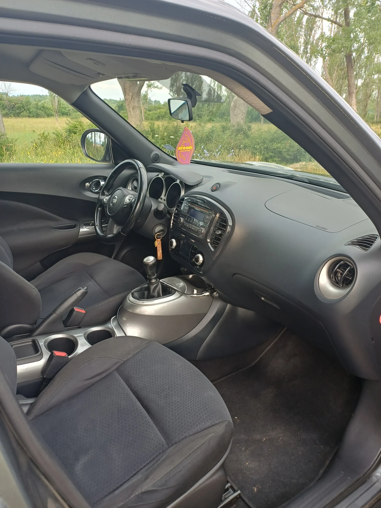 Nissan Juke, снимка 7 - Автомобили и джипове - 55140928