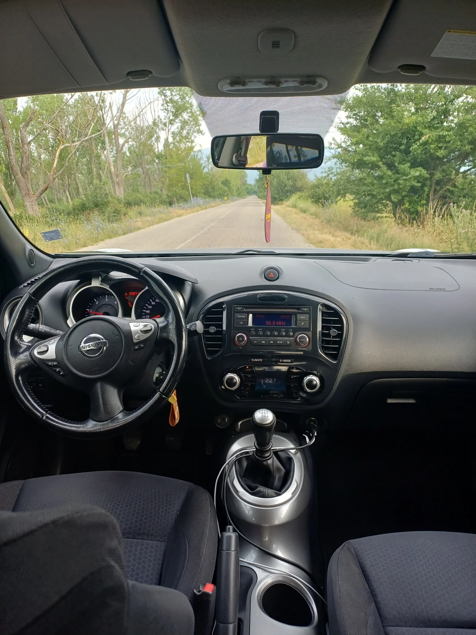 Nissan Juke, снимка 5 - Автомобили и джипове - 55140928