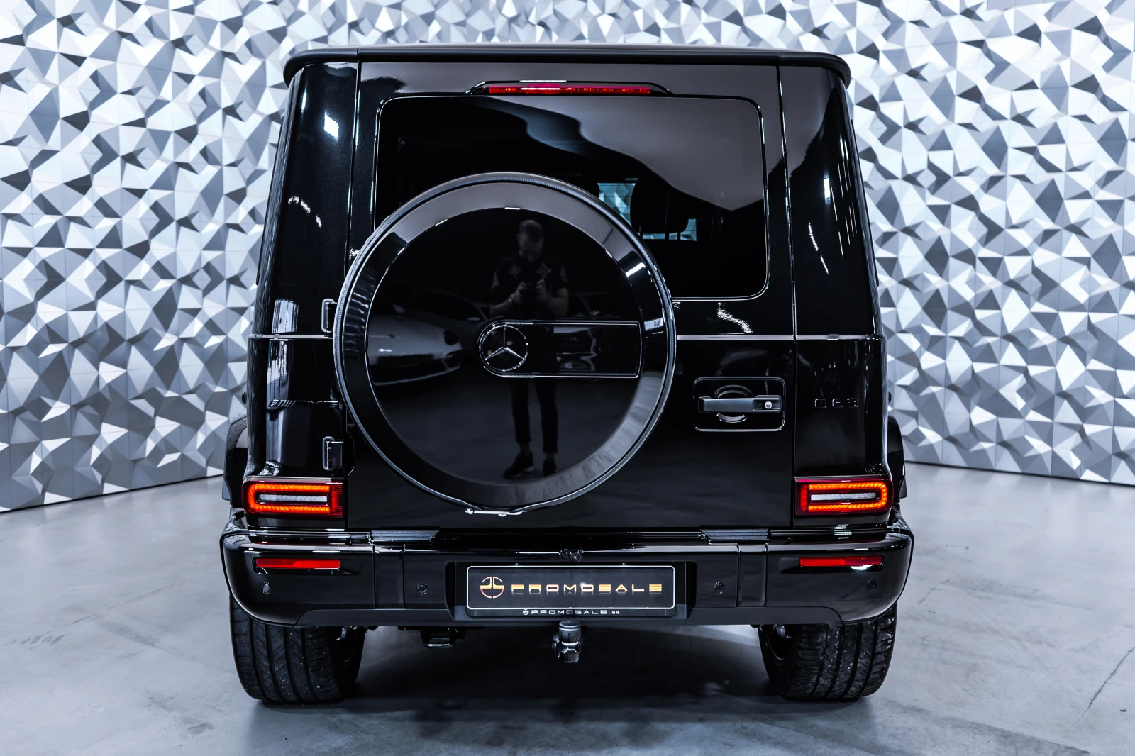 Mercedes-Benz G 63 AMG 4M AMG* Night* Pano* Burm, снимка 5 - Автомобили и джипове - 55143474