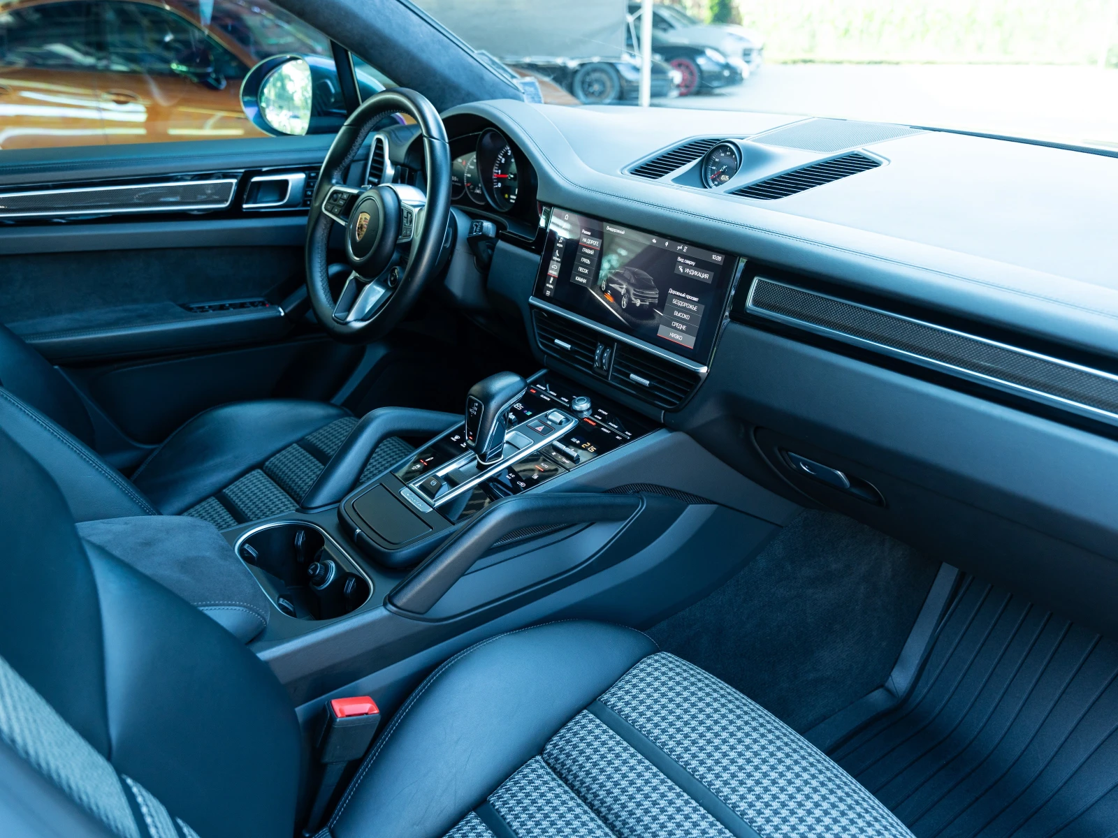 Porsche Cayenne GTS Coupe, снимка 9 - Автомобили и джипове - 55357181