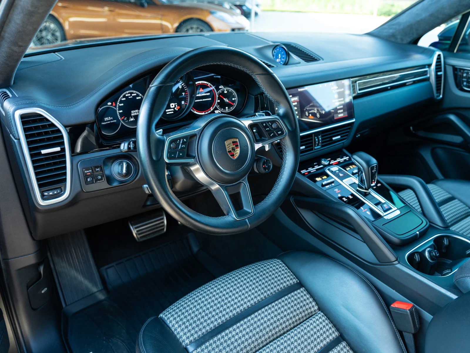 Porsche Cayenne GTS Coupe, снимка 5 - Автомобили и джипове - 55357181