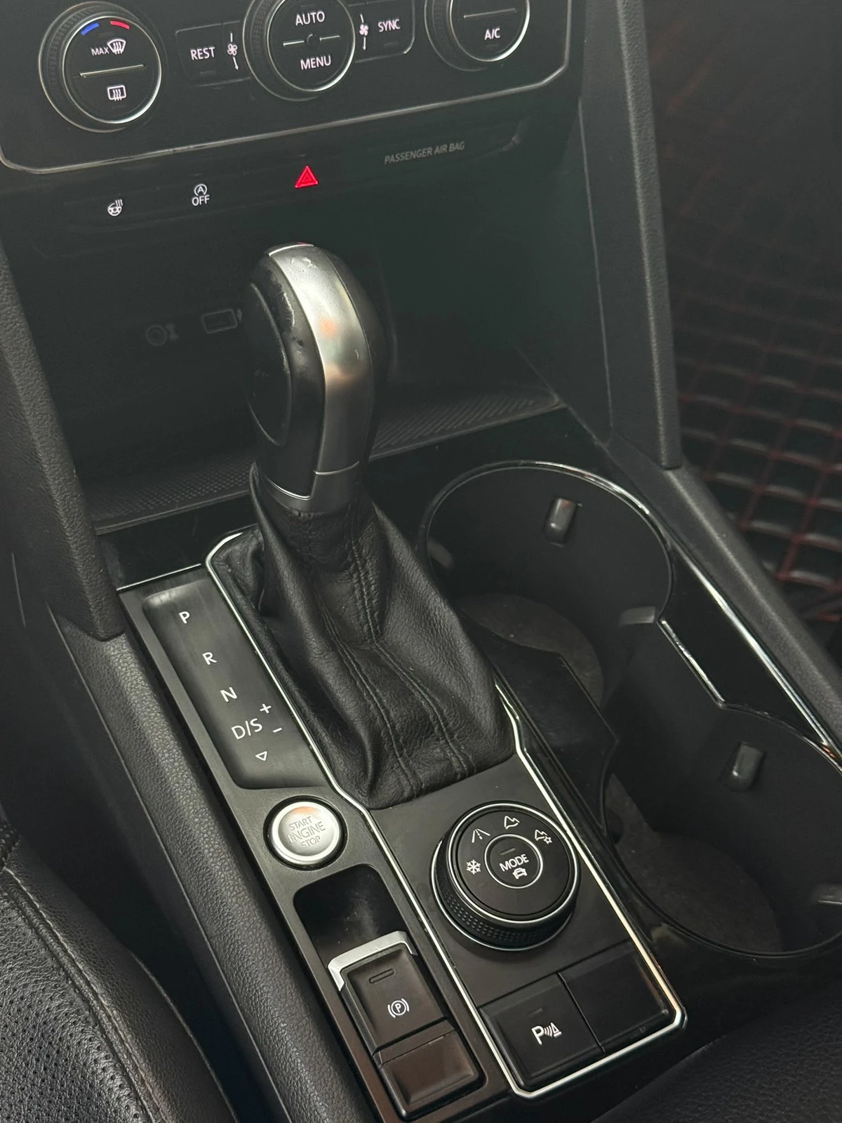 VW Atlas SEL* 7МЕСТЕН* AWD* TOUCH* ПОДГР* АВТОКРЕДИТ*  , снимка 8 - Автомобили и джипове - 55641137